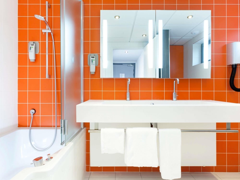 Habitación estándar, 1 cama doble del hotel Ibis Styles Paris Porte D’orléans. Foto 4