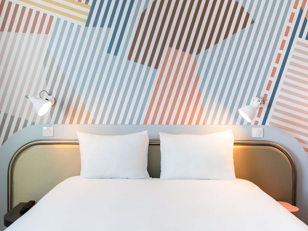 Habitación Confort, 1 cama doble, vistas al jardín del hotel Ibis Styles Paris Porte D’orléans. Foto 5