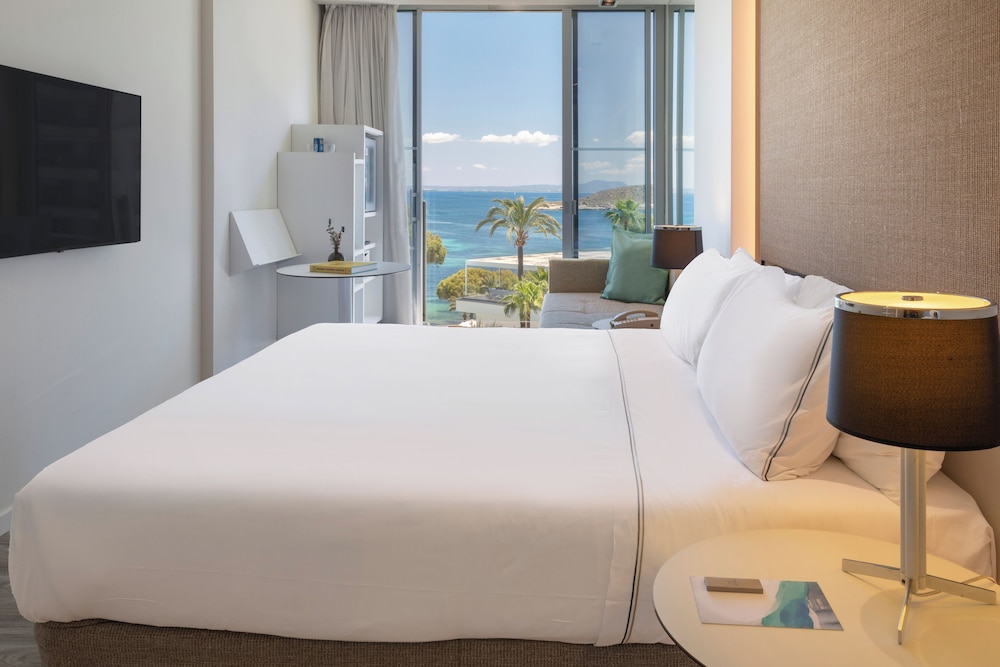 Habitación Melia con vistas frontales al mar del hotel Melia South Beach