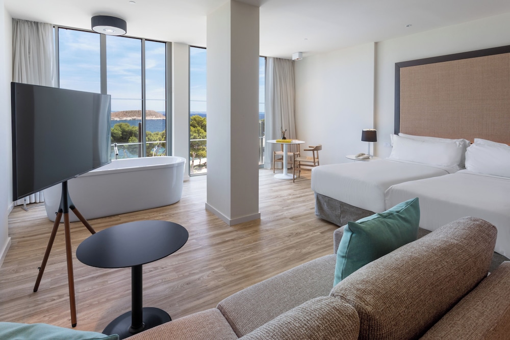 Suite Junior con vistas al mar del hotel Melia South Beach