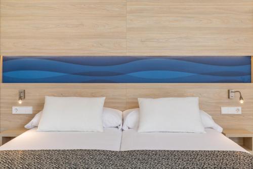 Suite Junior del hotel Samos. Foto 3
