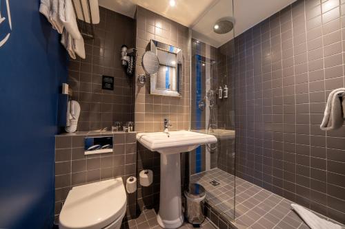 Suite Junior del hotel Mademoiselle. Foto 1
