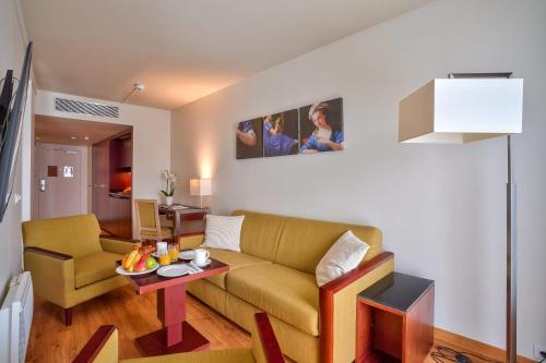 Estudio Executive del hotel Clarion Paris CDG Airport. Foto 3