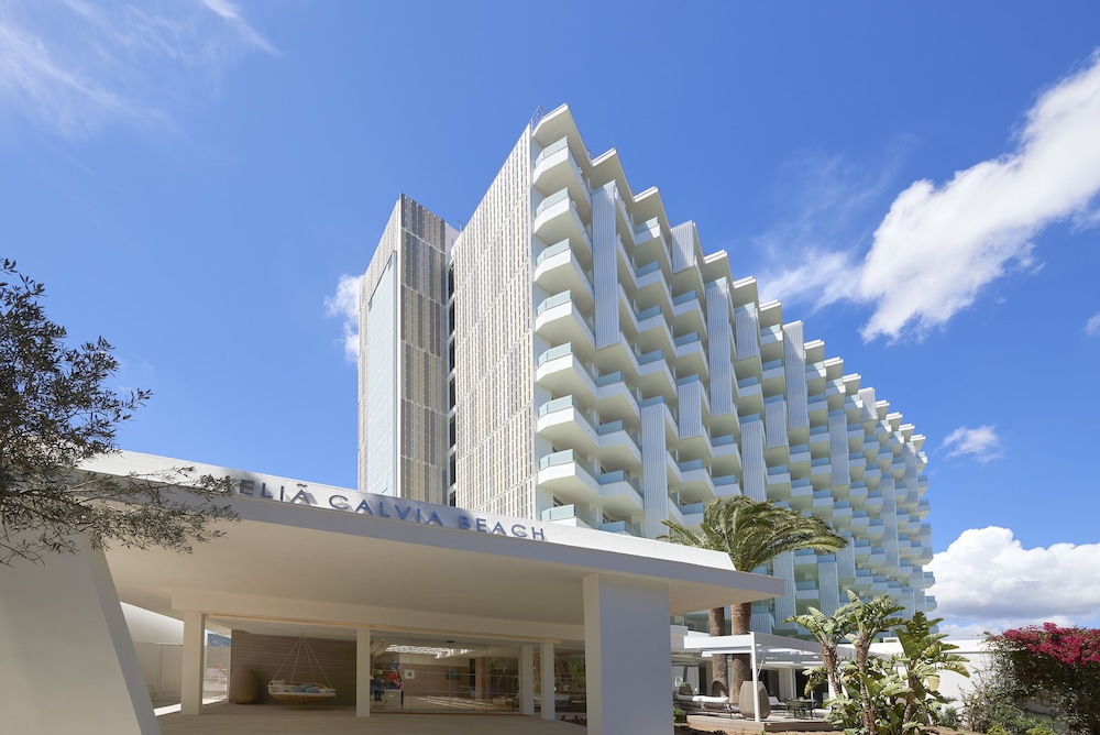 Habitación Meliá del hotel Melia Calviá Beach. Foto 2