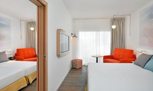 Katmandú Family Room 2 Bedrooms del hotel Sol Katmandu Park and Resort. Foto 1