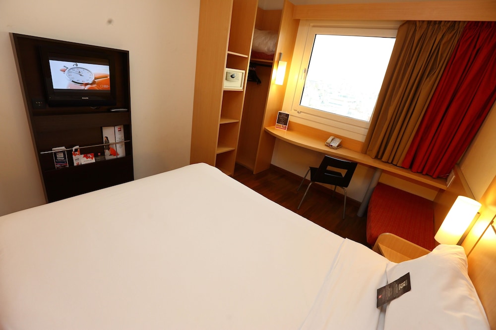 Habitación estándar, 2 camas individuales del hotel Ibis Buenos Aires Obelisco. Foto 2