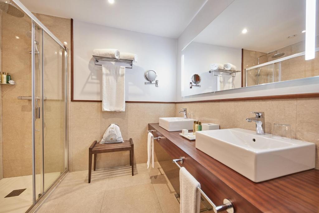 Doble Deluxe 2 camas del hotel Secrets Mallorca Villamil Resort and Spa - Adults Only