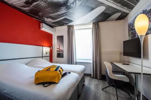 Habitación Doble Estándar - 2 camas del hotel Ibis Styles Strasbourg Centre Gare. Foto 6