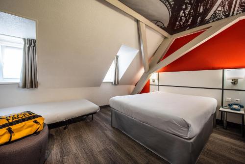 Habitación Doble Estándar con 1 cama individual del hotel Ibis Styles Strasbourg Centre Gare. Foto 9