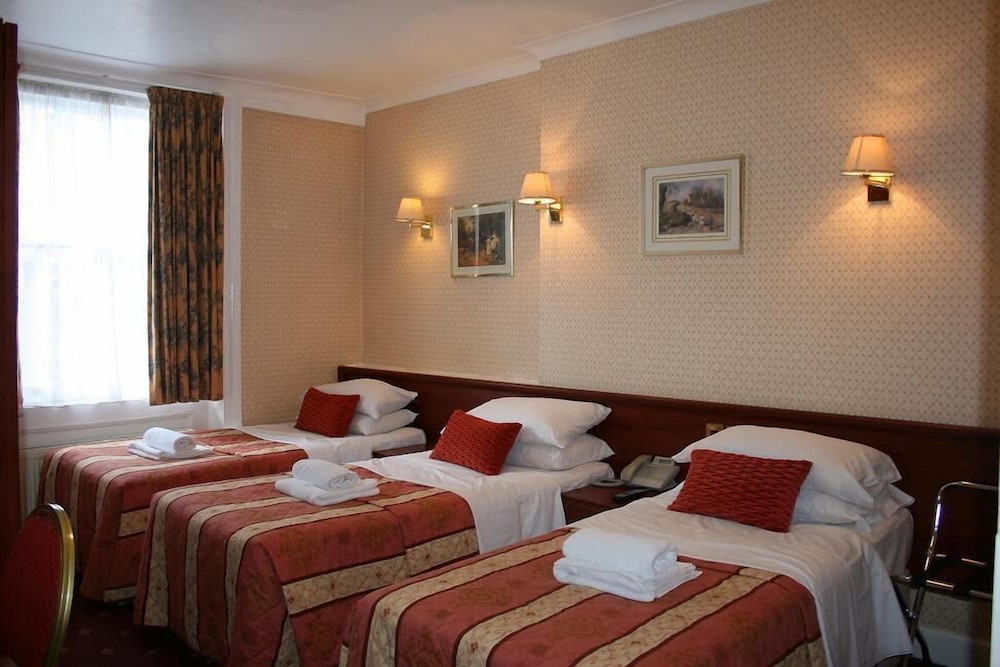 Habitación Triple del hotel Avon