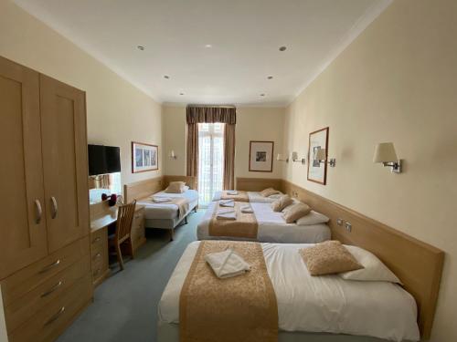 Habitación Familiar del hotel Belvedere. Foto 4