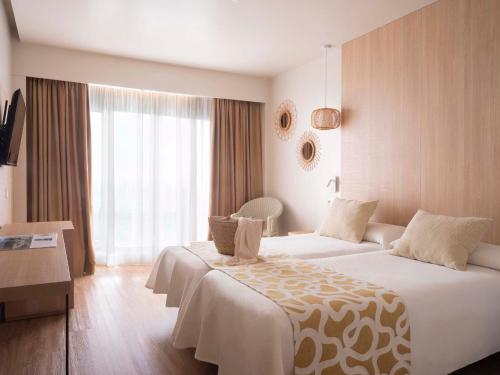 Habitación Doble Superior del hotel Ona Palmira Paguera. Foto 1