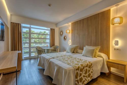 Habitación Doble Superior del hotel Ona Palmira Paguera