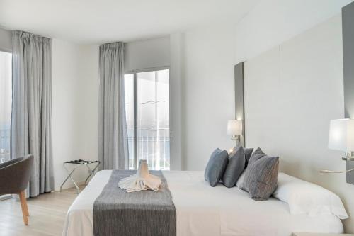 Suite Junior con vistas al mar del hotel Amic Horizonte. Foto 3