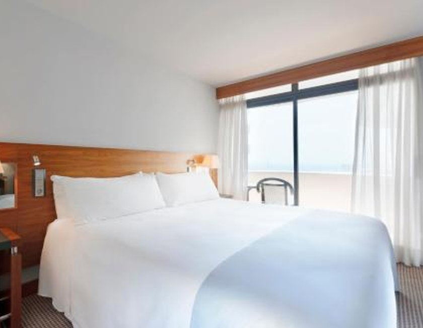 Habitación Premium con vistas al mar del hotel Palma Bellver Affiliated By Meliá. Foto 3