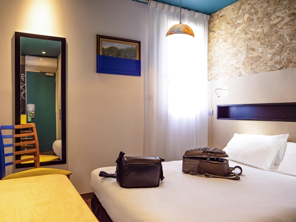 Habitación Pop con cama doble del hotel greet Hotel Marseille Provence Aéroport