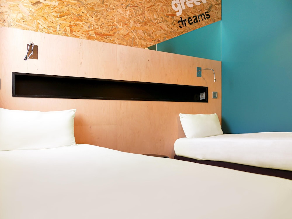 Habitación Pop con 2 camas individuales del hotel greet Hotel Marseille Provence Aéroport