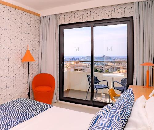 Habitación Superior con balcón y vistas del hotel Isla Mallorca and Spa