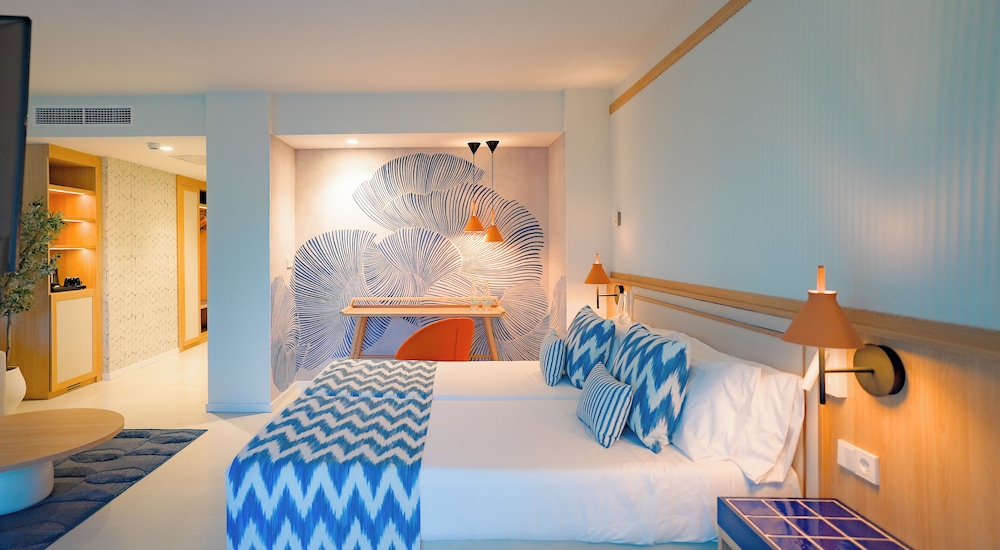 Junior suite Lujo 2 Camas individuales 1 Cama doble del hotel Isla Mallorca and Spa. Foto 2