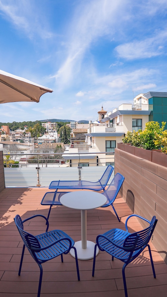 Habitación doble superior, terraza del hotel Isla Mallorca and Spa. Foto 1