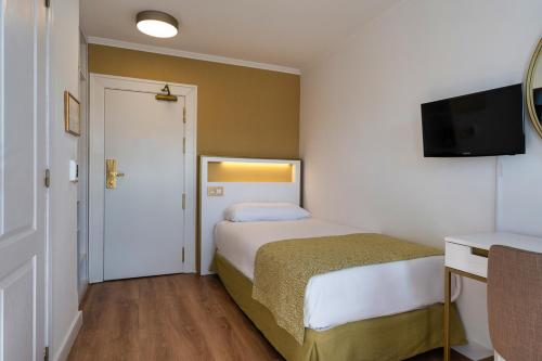 Habitación Individual con balcón del hotel Araxa - Adults Only. Foto 1