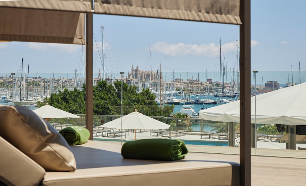 The Level Grand Premium Solárium Vistas Mar del hotel Melia Palma Marina