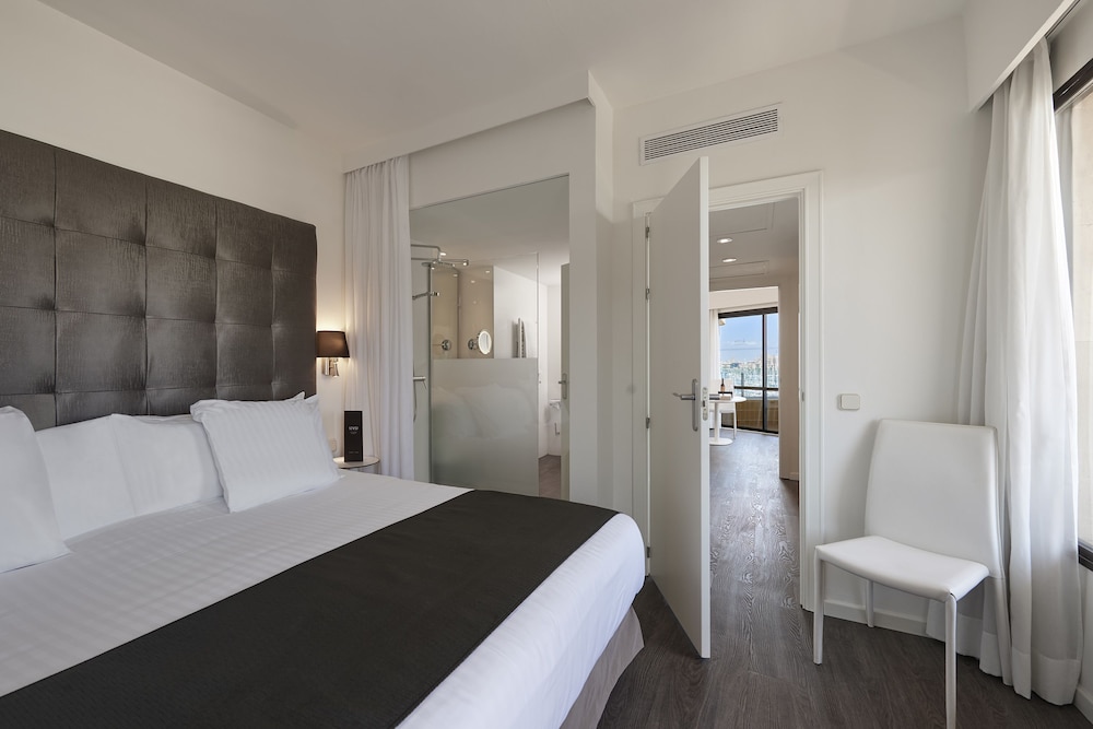 The Level Grand Premium vista Mar del hotel Melia Palma Marina. Foto 1