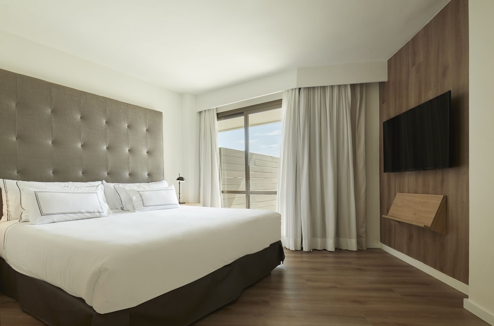 The Level Grand Premium Solárium Vistas Mar del hotel Melia Palma Marina. Foto 1