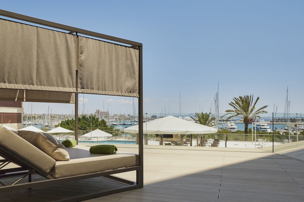 The Level Grand Premium Solárium Vistas Mar del hotel Melia Palma Marina. Foto 3