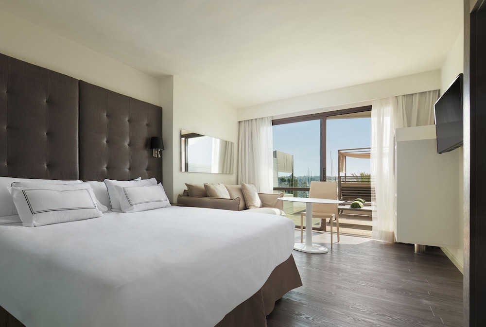 The Level Premium Vista Mar con Solárium del hotel Melia Palma Marina