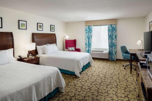 Habitación con 2 camas grandes - Adaptada para personas con discapacidad del hotel Hilton Garden Inn Arcadia/pasadena Area. Foto 1