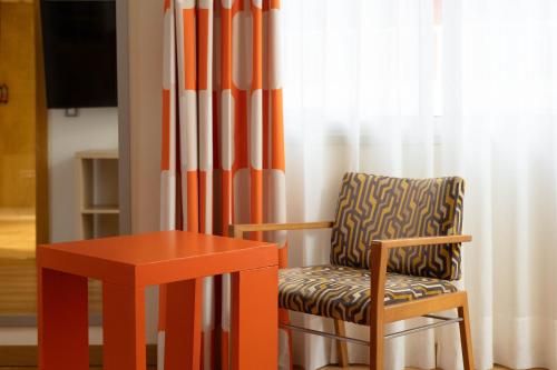 Habitación Triple Superior del hotel Hesperia Ciudad De Mallorca. Foto 4