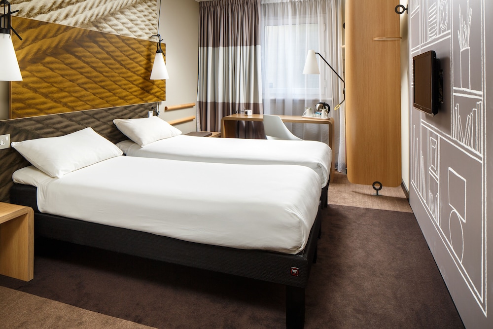Habitación doble, 1 cama doble del hotel Ibis Glasgow City Centre – Sauchiehall St. Foto 1