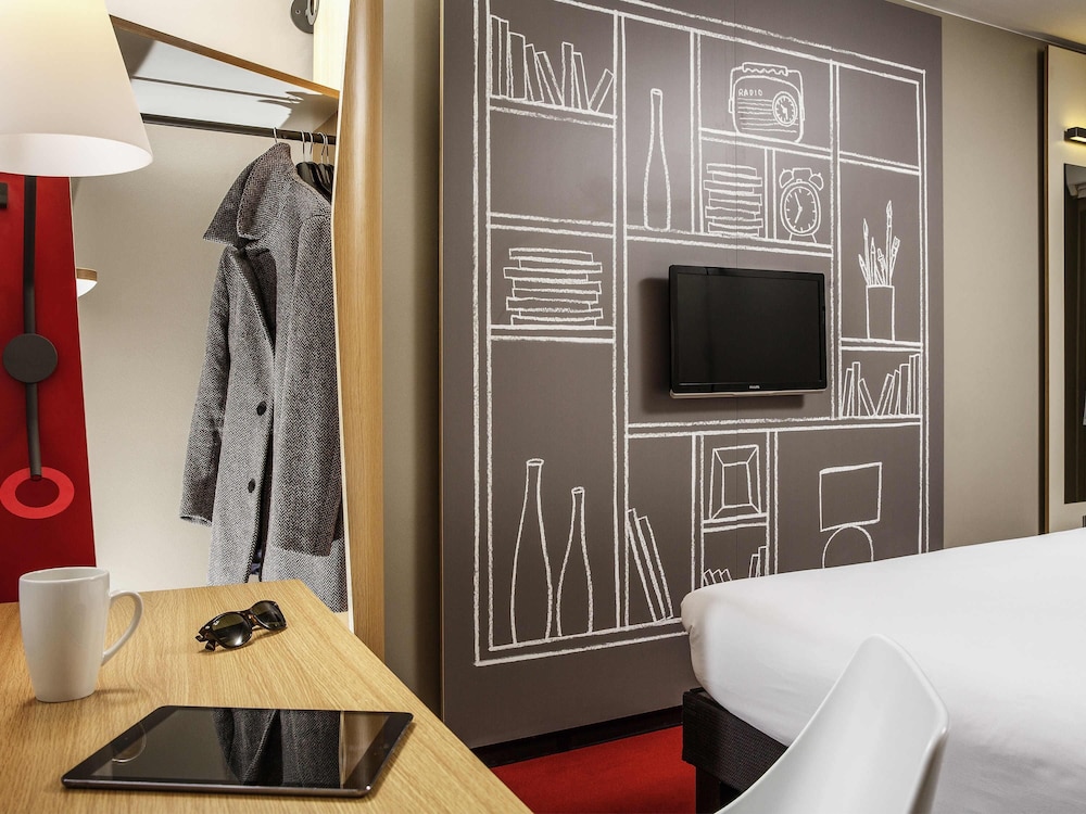 Habitación con 2 camas individuales, 2 camas individuales del hotel Ibis Glasgow City Centre – Sauchiehall St. Foto 3