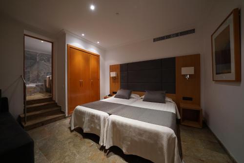 Habitación Quíntuple del hotel Artmadams. Foto 1