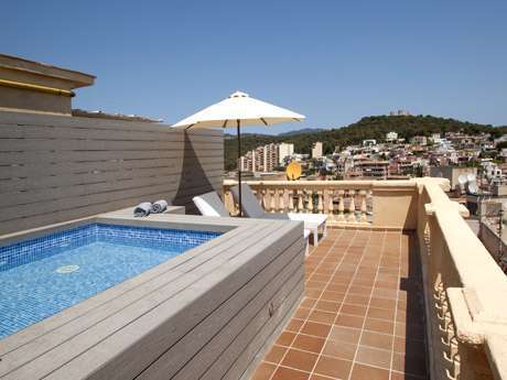 Junior suite Vista Mar Piscina Privada del hotel Catalonia Majorica. Foto 1