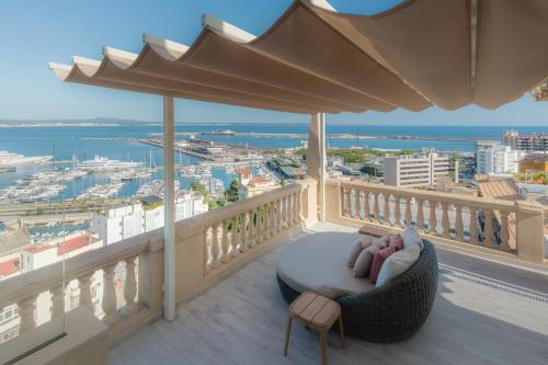 Suite Junior con piscina privada y vistas al mar del hotel Catalonia Majorica. Foto 11