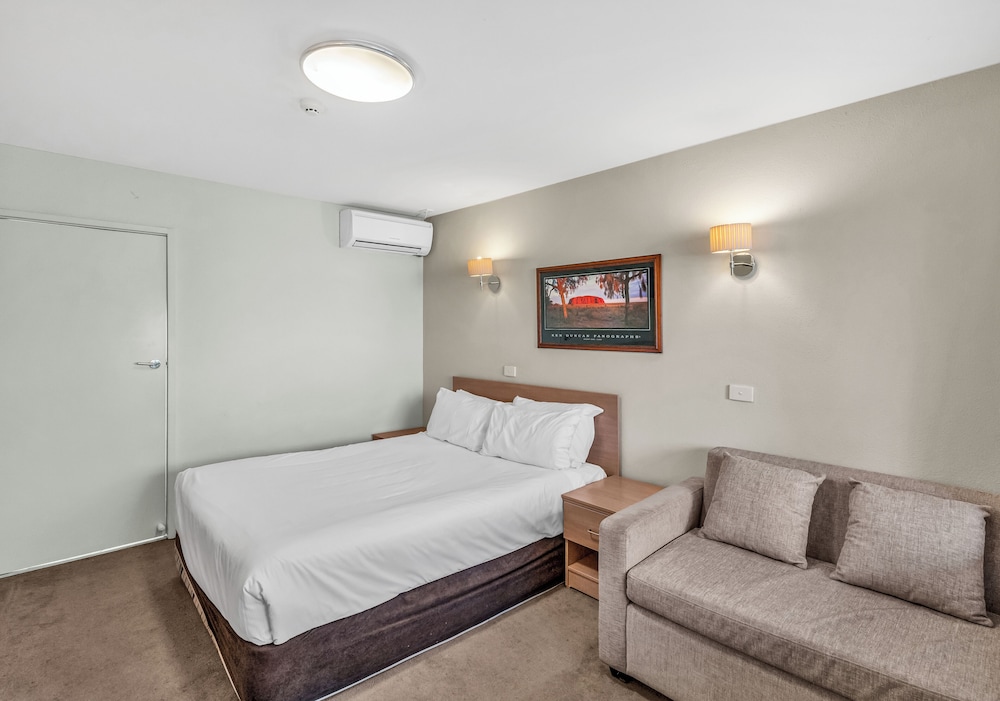 Habitación Estándar Queen del hotel Ibis Styles Canberra Tall Trees. Foto 3