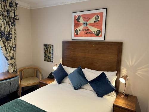 Habitación Doble Estándar del hotel The Windermere , London. Foto 6
