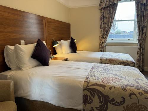 Habitación Doble Superior - 2 camas del hotel The Windermere , London. Foto 15
