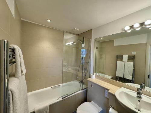 Habitación Doble Deluxe - 2 camas del hotel The Windermere , London. Foto 5
