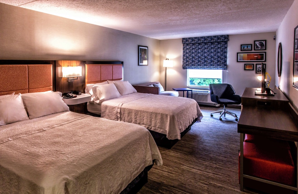 Suite estudio, 2 camas de matrimonio del hotel Hampton Inn and Suites Staten Island. Foto 1