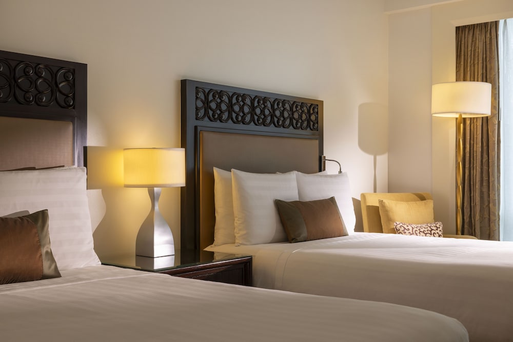 Habitación Fairmont con 2 camas dobles del hotel Fairmont Makati. Foto 1