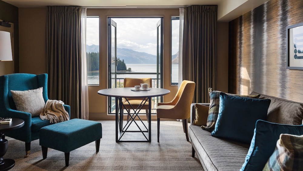 Suite Alpina, Vistas al Lago con Balcón del hotel St Moritz, Queenstown - Mgallery. Foto 11
