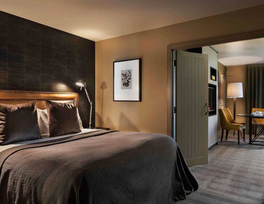 Suite Vista Lago Balcón o Terraza 1 Cama king 1 habitación del hotel St Moritz, Queenstown - Mgallery. Foto 6