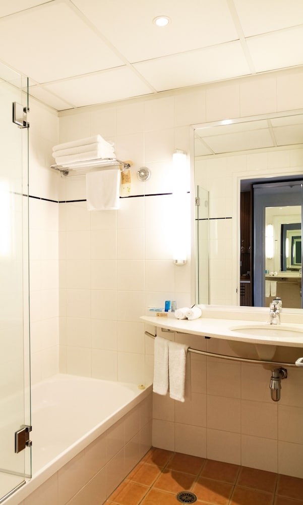 Habitación ejecutiva, 1 cama de matrimonio grande del hotel Novotel Auckland Ellerslie. Foto 5