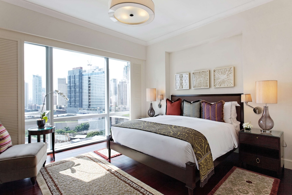 Suite Legacy del hotel Raffles Makati. Foto 5