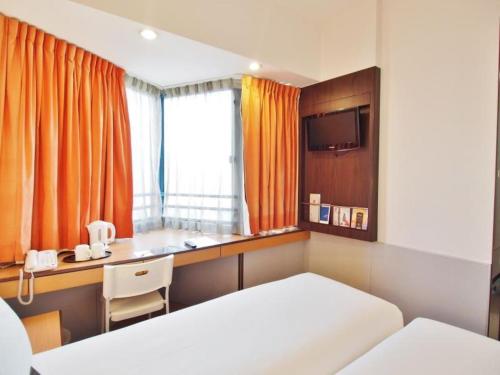 Habitación Doble Superior - 2 camas del hotel Ibis Hong Kong North Point. Foto 4