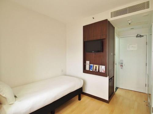Habitación Individual Estándar del hotel Ibis Hong Kong North Point. Foto 3