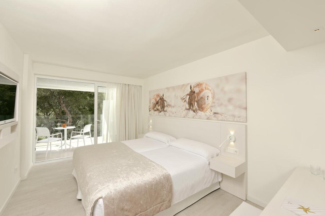 Suite del hotel Iberostar Waves Cristina